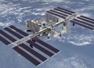 Space junk problem alarms NASA