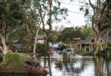 Florida residents return to scenes of devastation after Irma