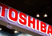 Apple and Dell bid to acquire Toshiba’s memory chip business