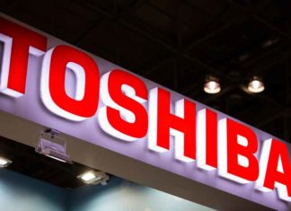 Apple and Dell bid to acquire Toshiba’s memory chip business