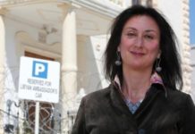 Malta car bomb kills Panama Papers journalist
