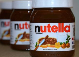 Chaos spreads in France as Nutella-loving customers battle to get 70 percent off