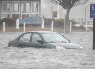 Massive winter storm hits US east coast
