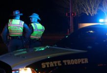 Suspect in Austin bombing attacks blows himself up