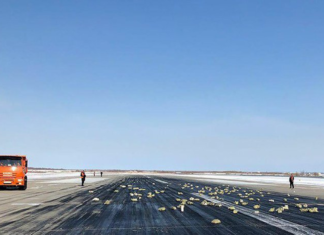 Russian plane spills $368 million in gold and jewels all over Siberia