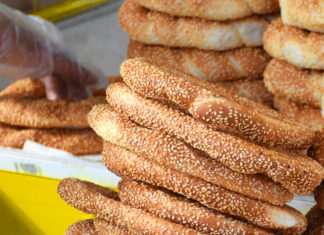 MOUTHWATERING FOOD TOUR OF ATHENS