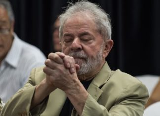 Lula still in prison after Brazil judge voids release order