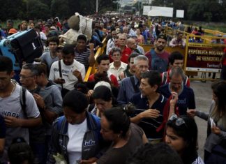 Venezuelans suffer as economic crisis worsens
