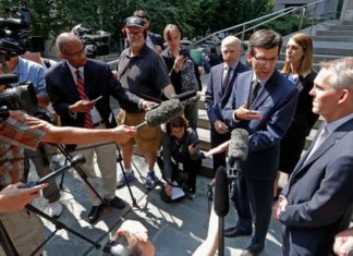 US judge blocks release of blueprints for 3D-printed guns