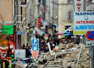 Building collapses in Marseille, no word on casualties