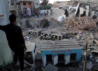 Israel escalates air strikes on Gaza