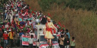 In pictures: Indian framers march to seek loan waivers